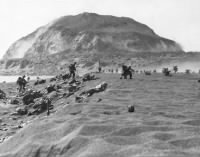 lee russell 5th marines iwo jima.jpg