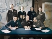 Meeting-commanders-Allied-Expeditionary-Force-Arthur-Tedder-February-1944.jpg