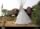 native-indian-teepee-tent-in-custer-battlefield-trading-post-cafe-near-little-bighorn-battlefield-national-monumentcrow-agencymontanausa-2H4GAM9