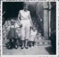 Darlyne Bell and children Diane and Roger.jpg