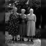 Minnie Tatum Lovelady and her sisters