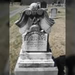 Justin Spinney grave stone