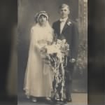 moenich mathias hanslik mae wedding april 28 1915.jpg
