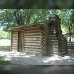 first log house.JPG